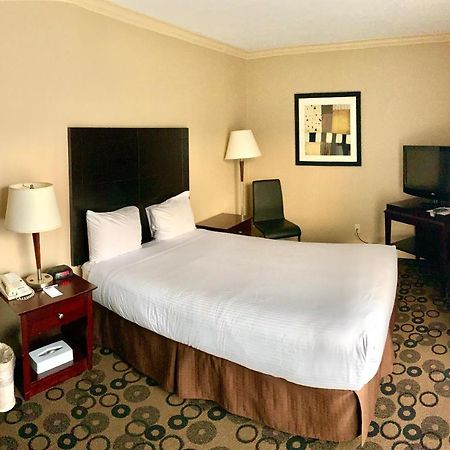 Park Inn & Suites By Radisson Vancouver Ngoại thất bức ảnh