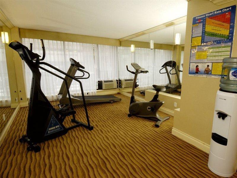 Park Inn & Suites By Radisson Vancouver Ngoại thất bức ảnh