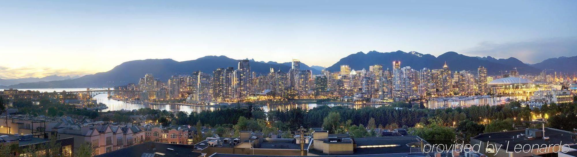Park Inn & Suites By Radisson Vancouver Ngoại thất bức ảnh