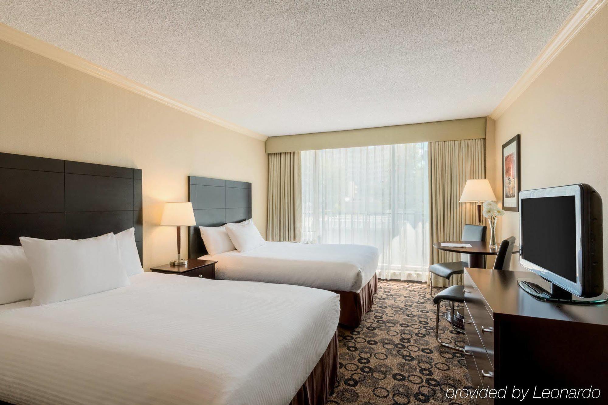 Park Inn & Suites By Radisson Vancouver Ngoại thất bức ảnh