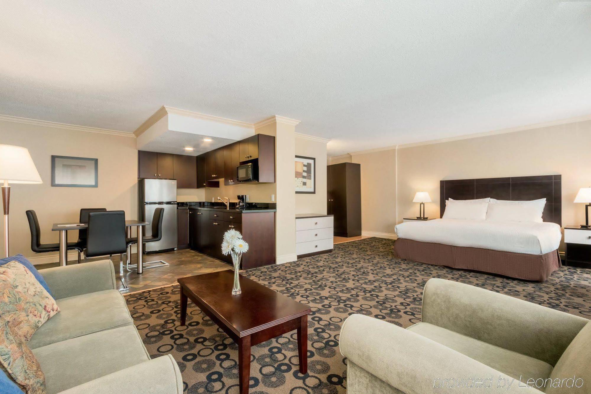 Park Inn & Suites By Radisson Vancouver Ngoại thất bức ảnh
