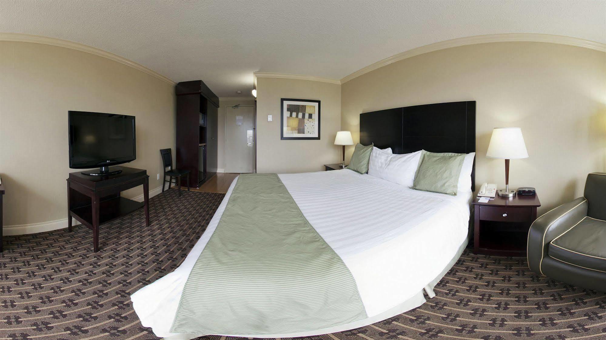 Park Inn & Suites By Radisson Vancouver Ngoại thất bức ảnh