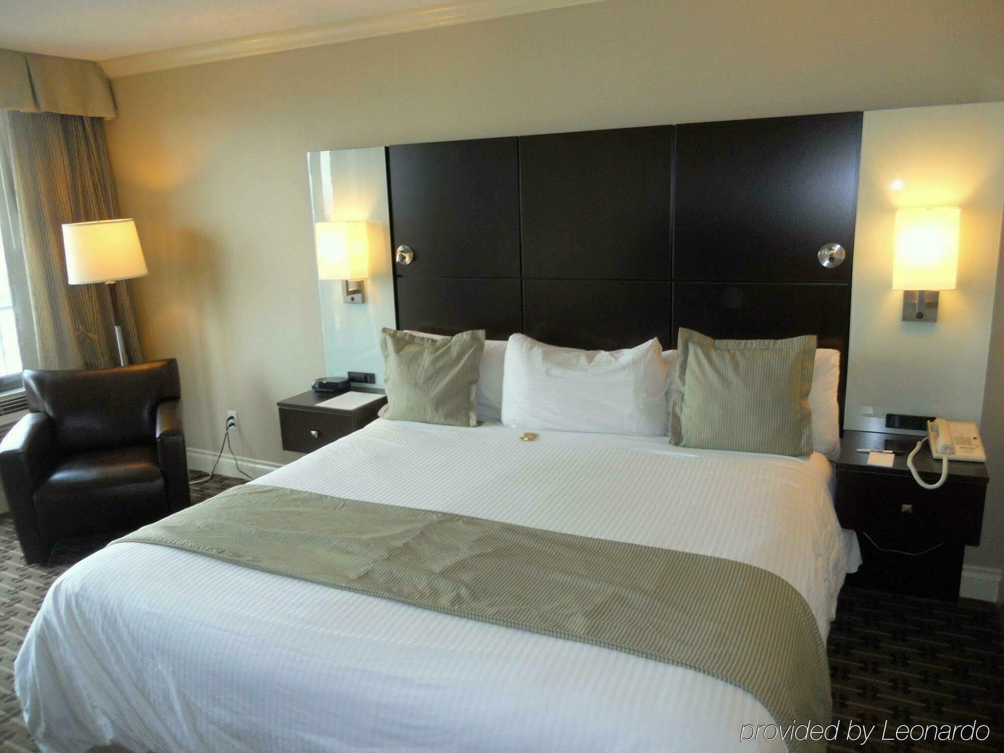 Park Inn & Suites By Radisson Vancouver Ngoại thất bức ảnh